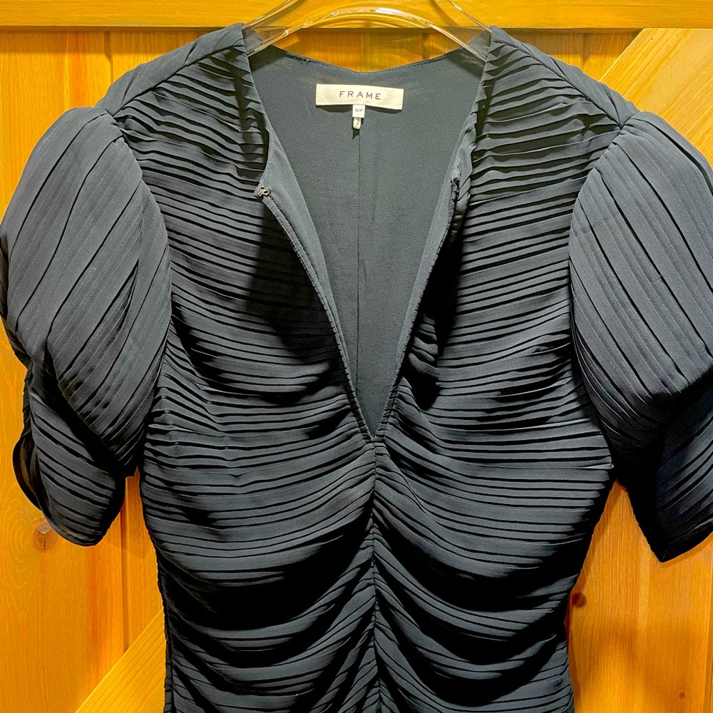 Frame navy blouse size S/P - Picture 4 of 7